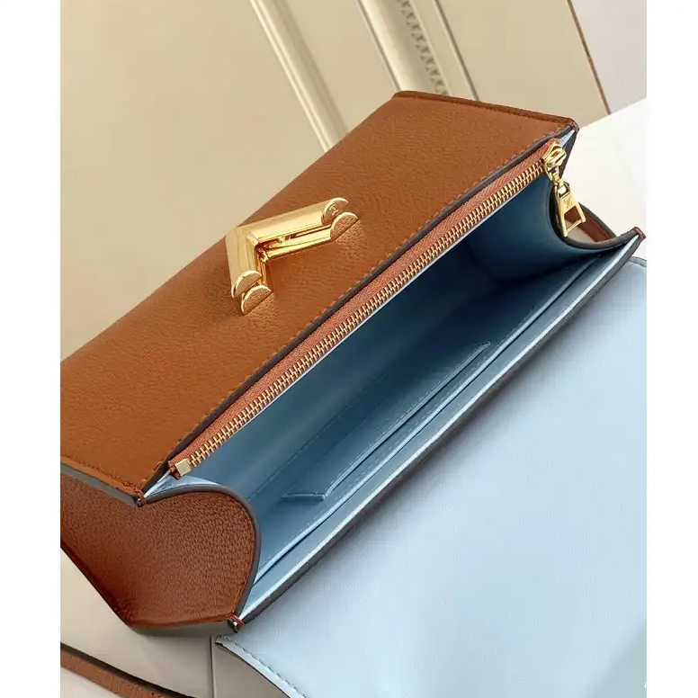 Fashionrepsfam ru LV 2110YA0042 Bags 0817